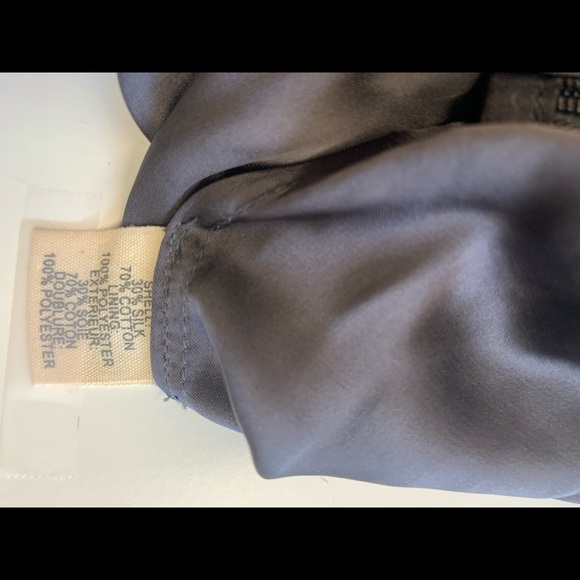 Elizabeth and James silk/cotton jumpsuit. Size 4 - Picture 8 of 8